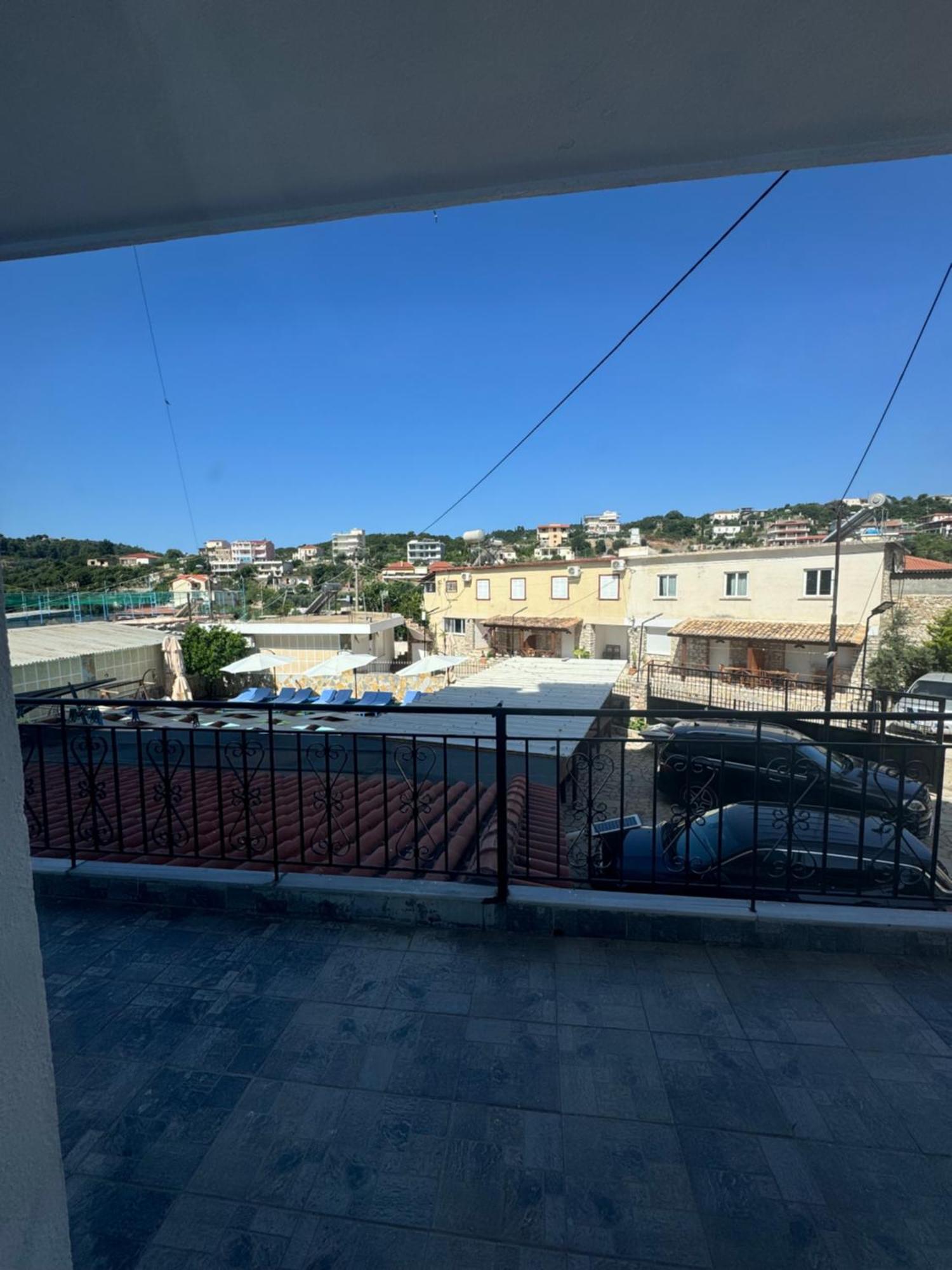 Hotel Frida Himare Exteriör bild